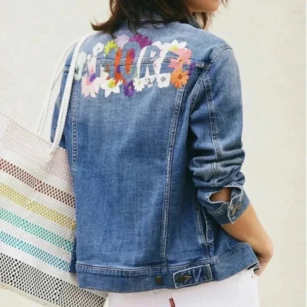 SOLD Anthropologie Pilcro and the Letterpress Amore Floral Embroidered Denim - Picture 1 of 9